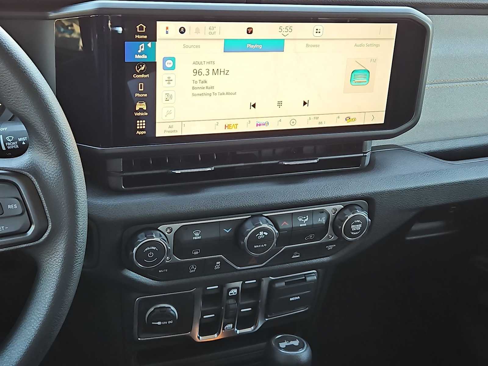 Thumbnail: 2026 Jeep Wrangler - 26