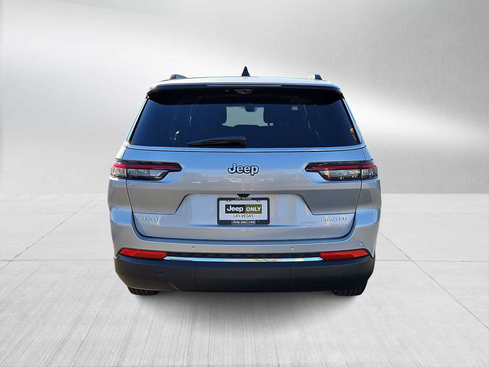 Thumbnail: 2025 Jeep Grand Cherokee - 7