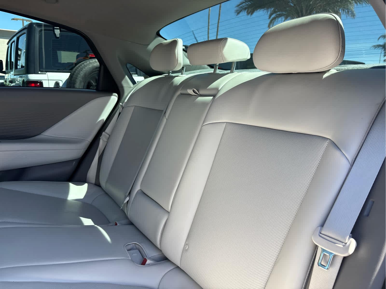 Thumbnail: 2024 Hyundai Ioniq 6 - 11