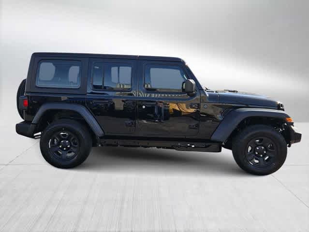 Thumbnail: 2026 Jeep Wrangler - 9