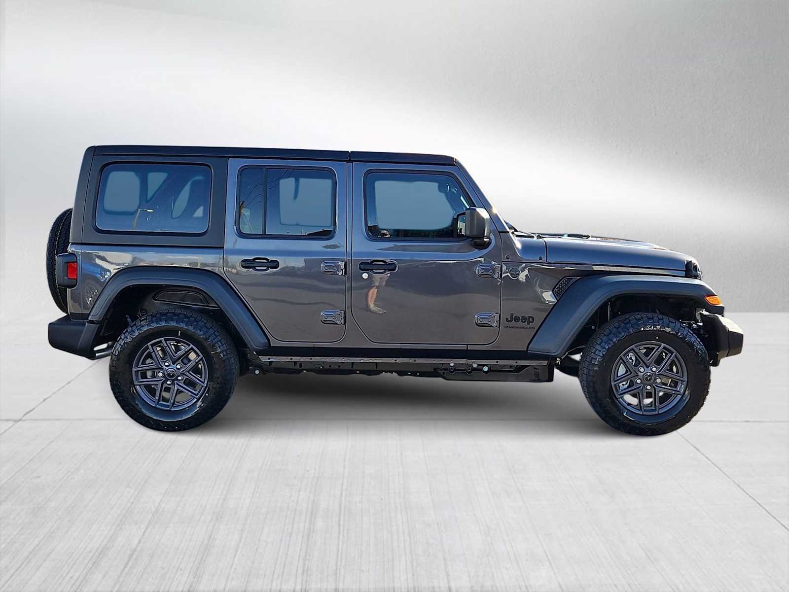 Thumbnail: 2026 Jeep Wrangler - 9