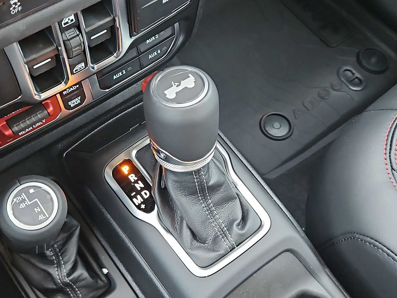 Thumbnail: 2025 Jeep Wrangler - 30