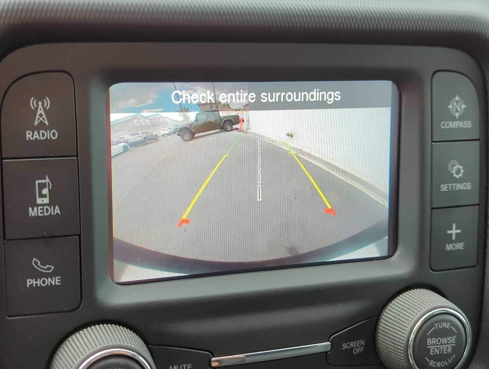 Thumbnail: 2021 Jeep Wrangler - 27