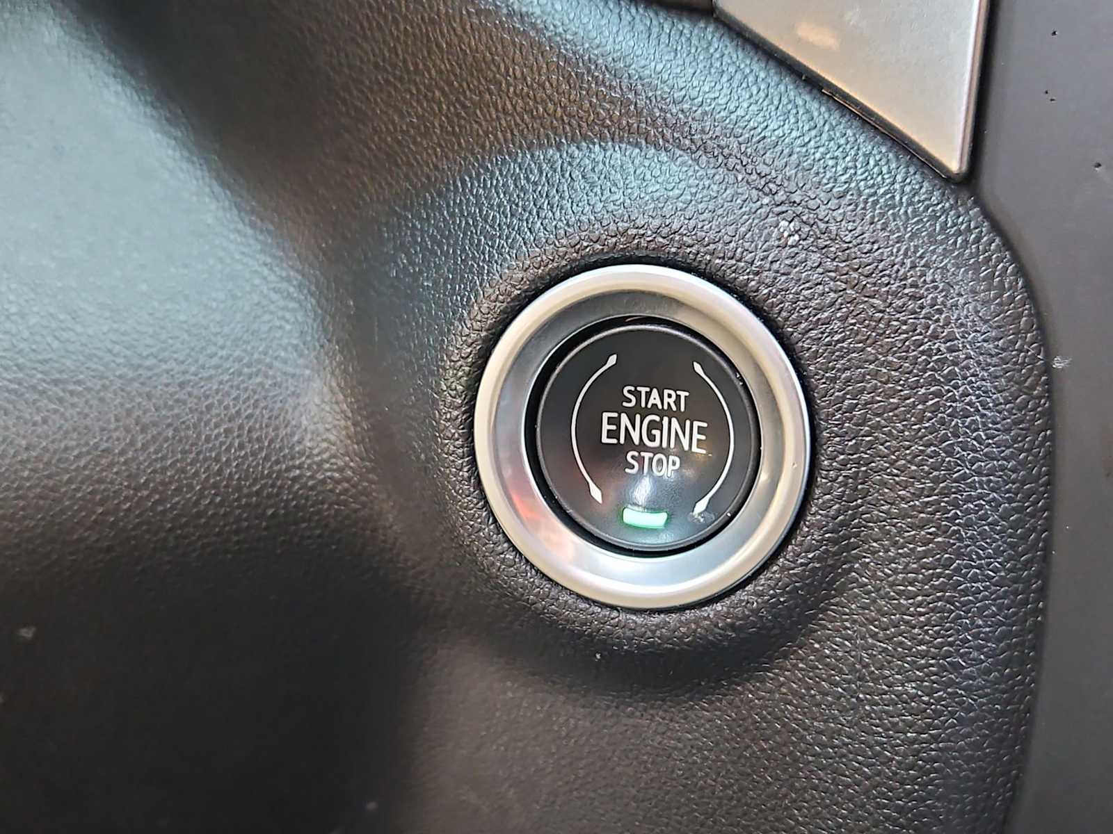 Thumbnail: 2021 Chevrolet Silverado 1500 - 36