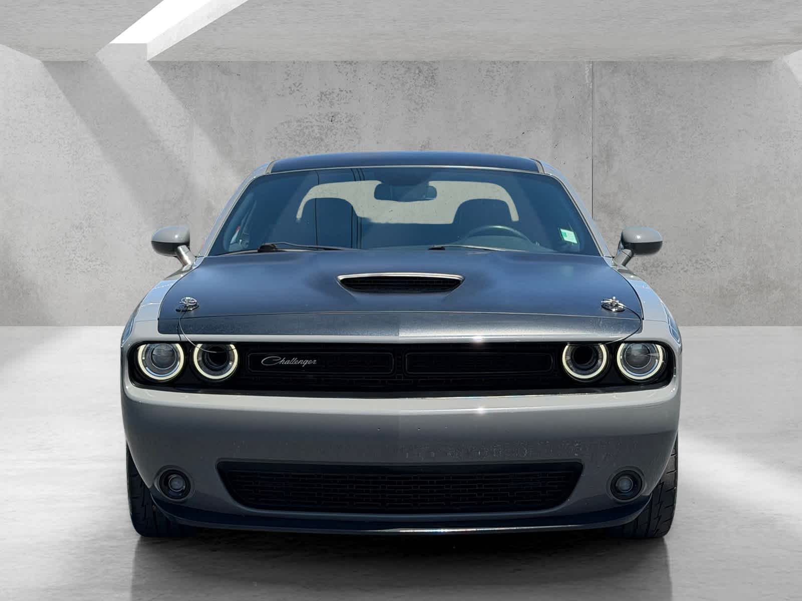 Thumbnail: 2018 Dodge Challenger - 8