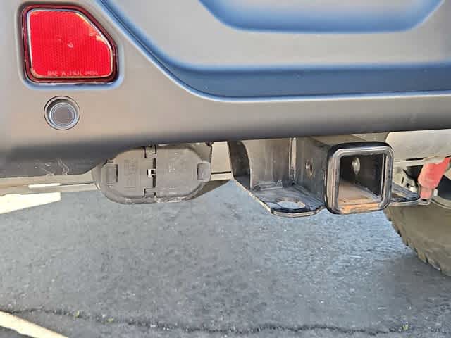 Thumbnail: 2024 Jeep Wrangler - 32