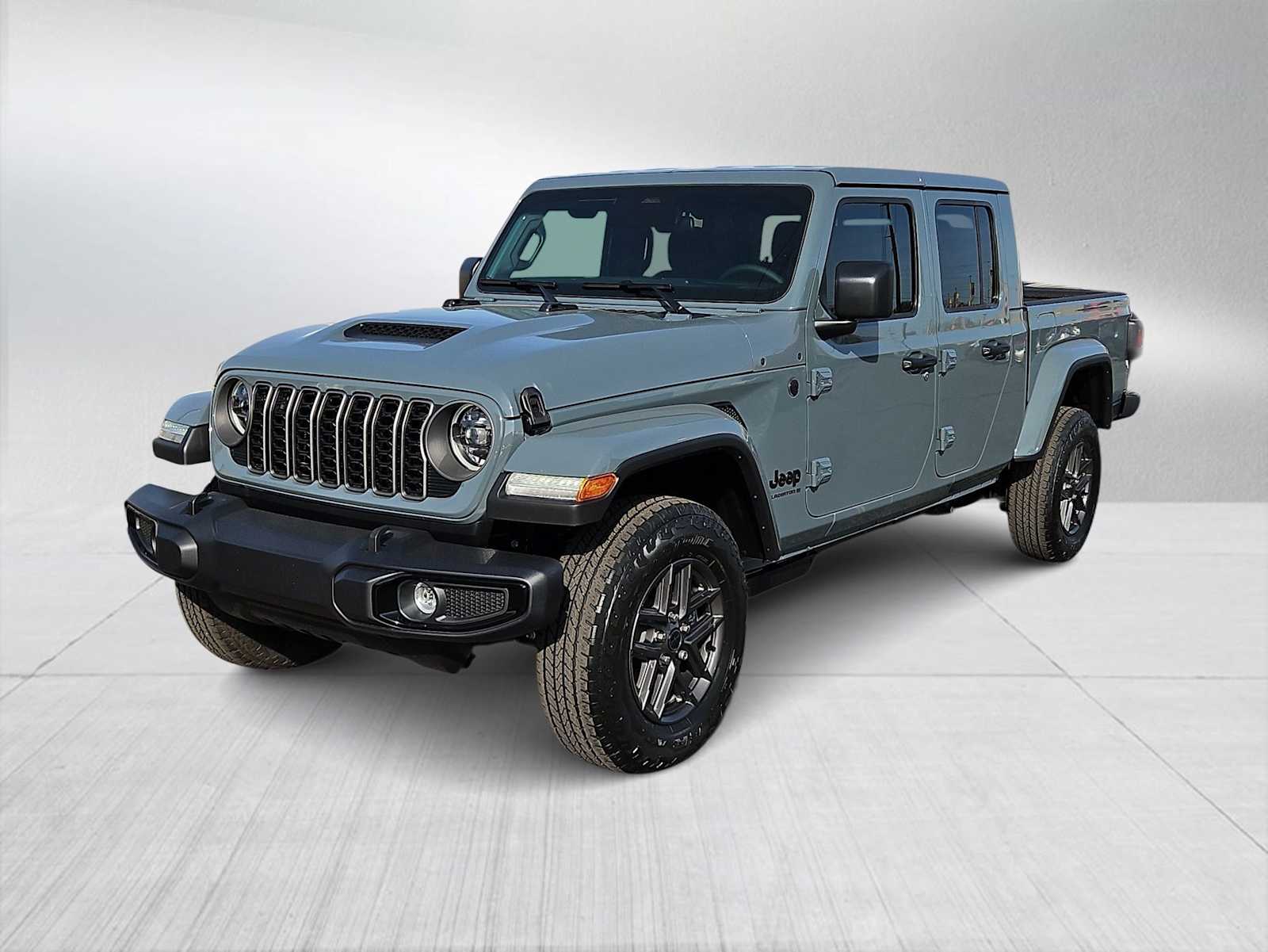 Thumbnail: 2026 Jeep Gladiator - 4
