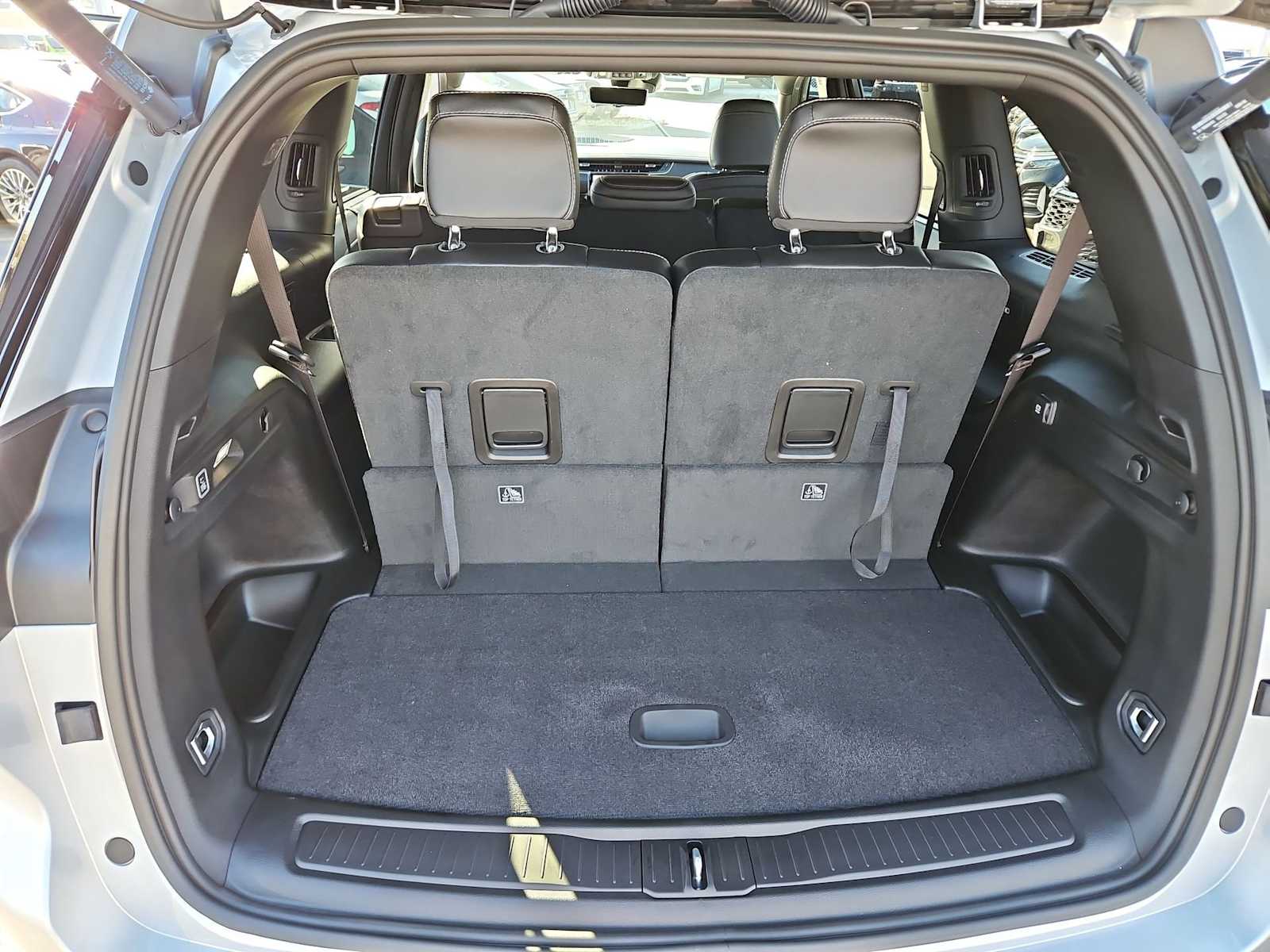 Thumbnail: 2025 Jeep Grand Cherokee - 35