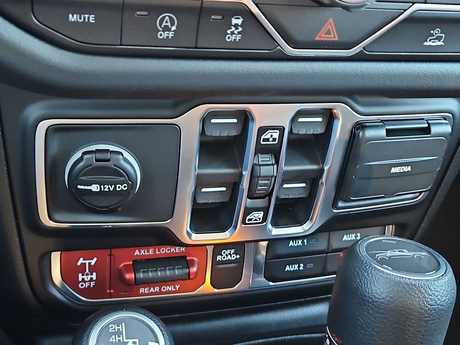 Thumbnail: 2026 Jeep Gladiator - 28