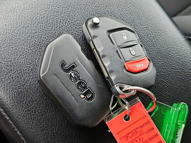 Thumbnail: 2023 Jeep Wrangler - 34