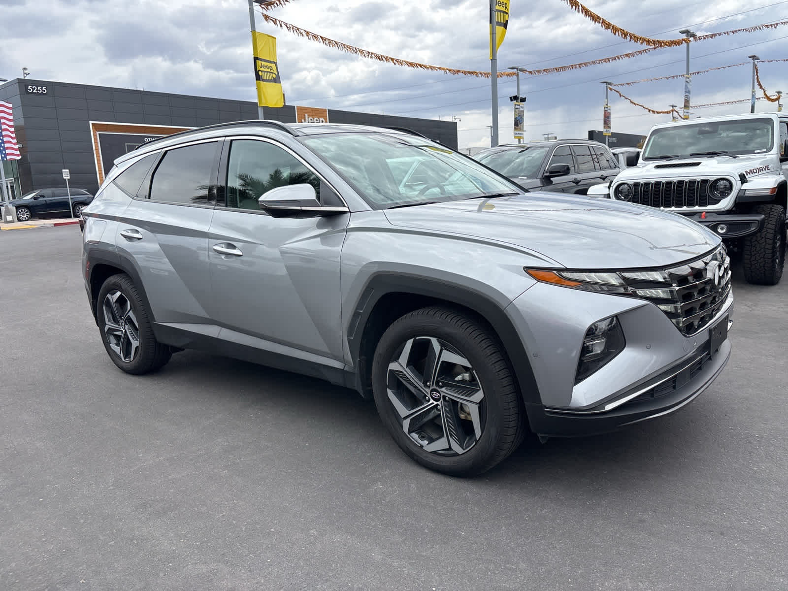 Thumbnail: 2022 Hyundai Tucson - 3