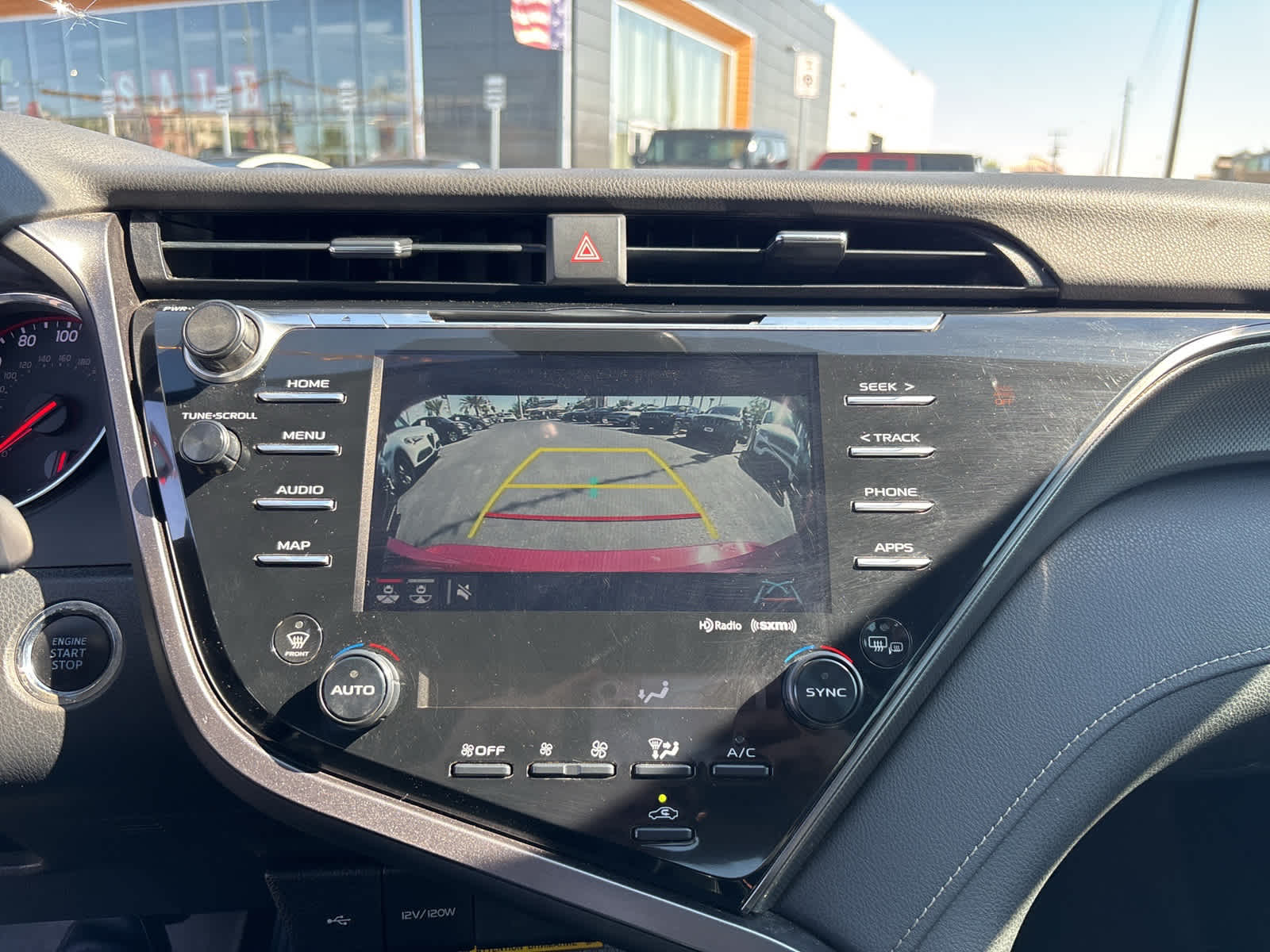 Thumbnail: 2020 Toyota Camry - 15