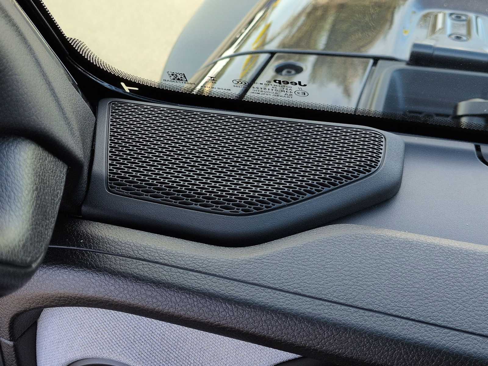 Thumbnail: 2026 Jeep Gladiator - 30