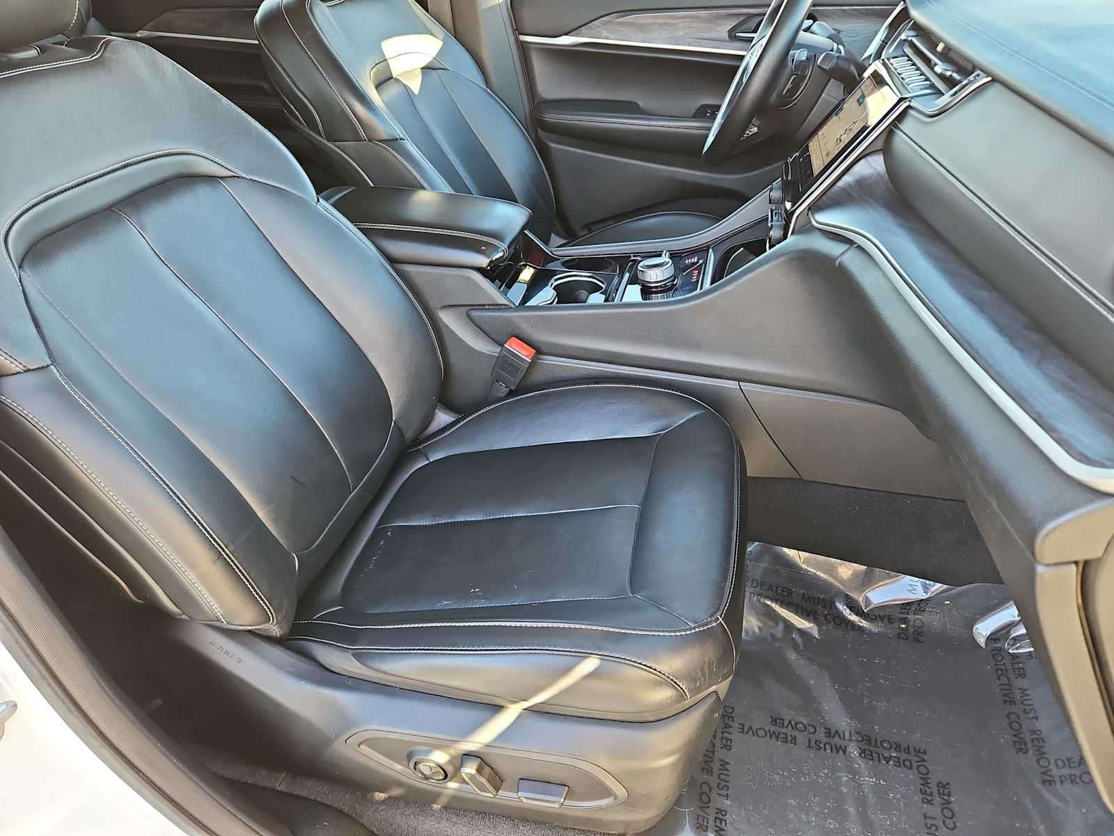 Thumbnail: 2021 Jeep Grand Cherokee L - 22