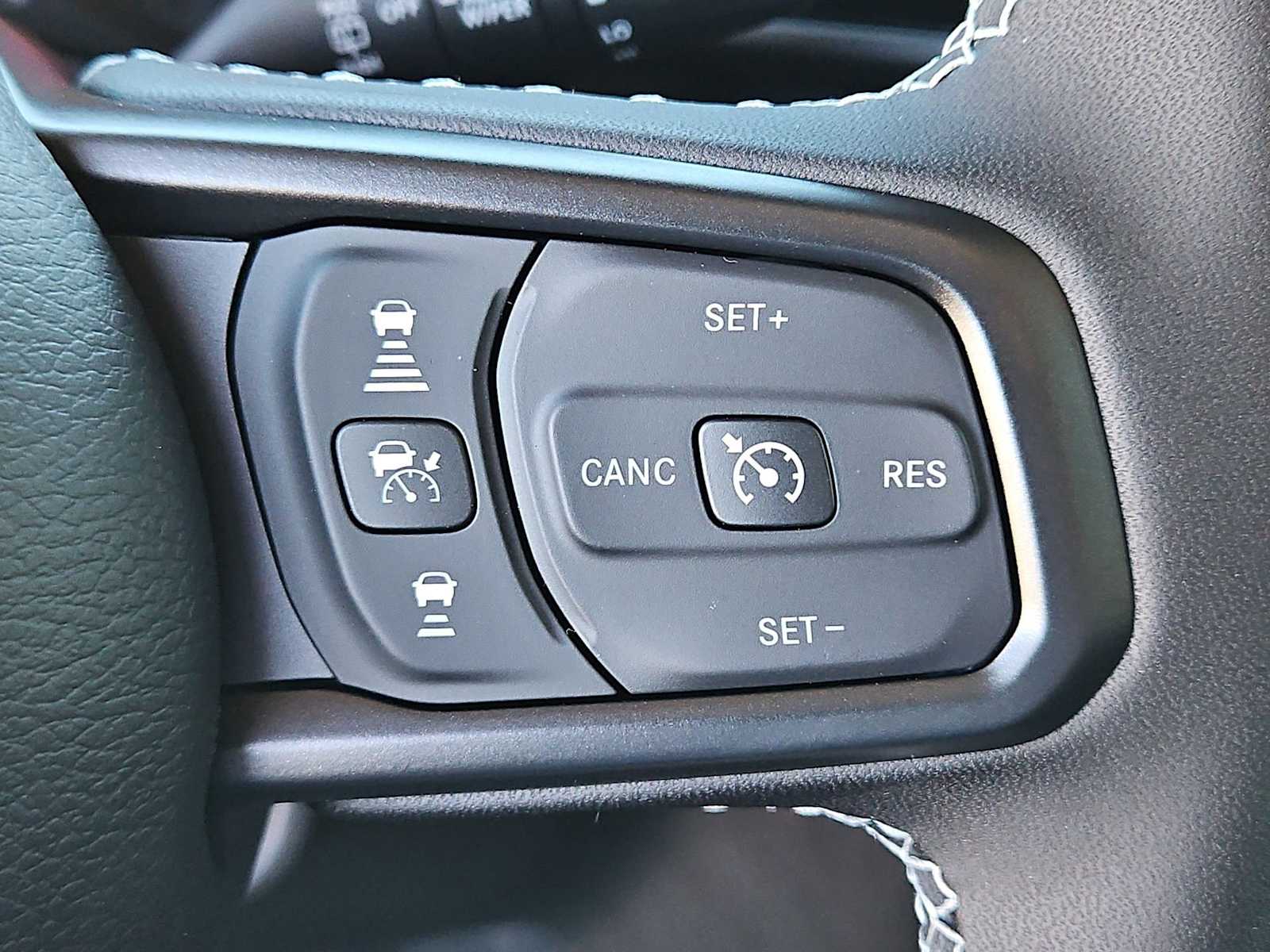 Thumbnail: 2025 Jeep Wrangler - 21