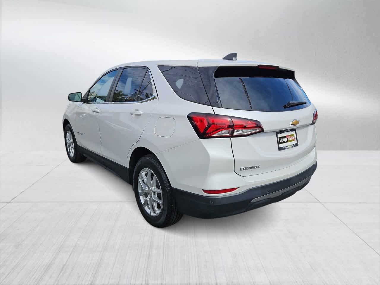 Thumbnail: 2022 Chevrolet Equinox - 6