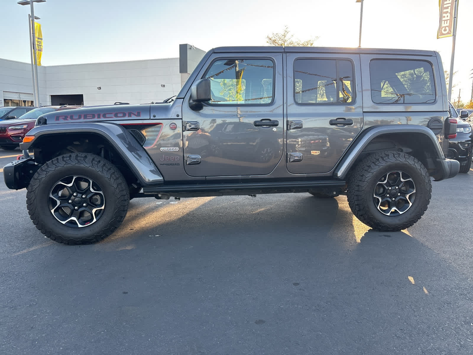 Thumbnail: 2020 Jeep Wrangler - 7