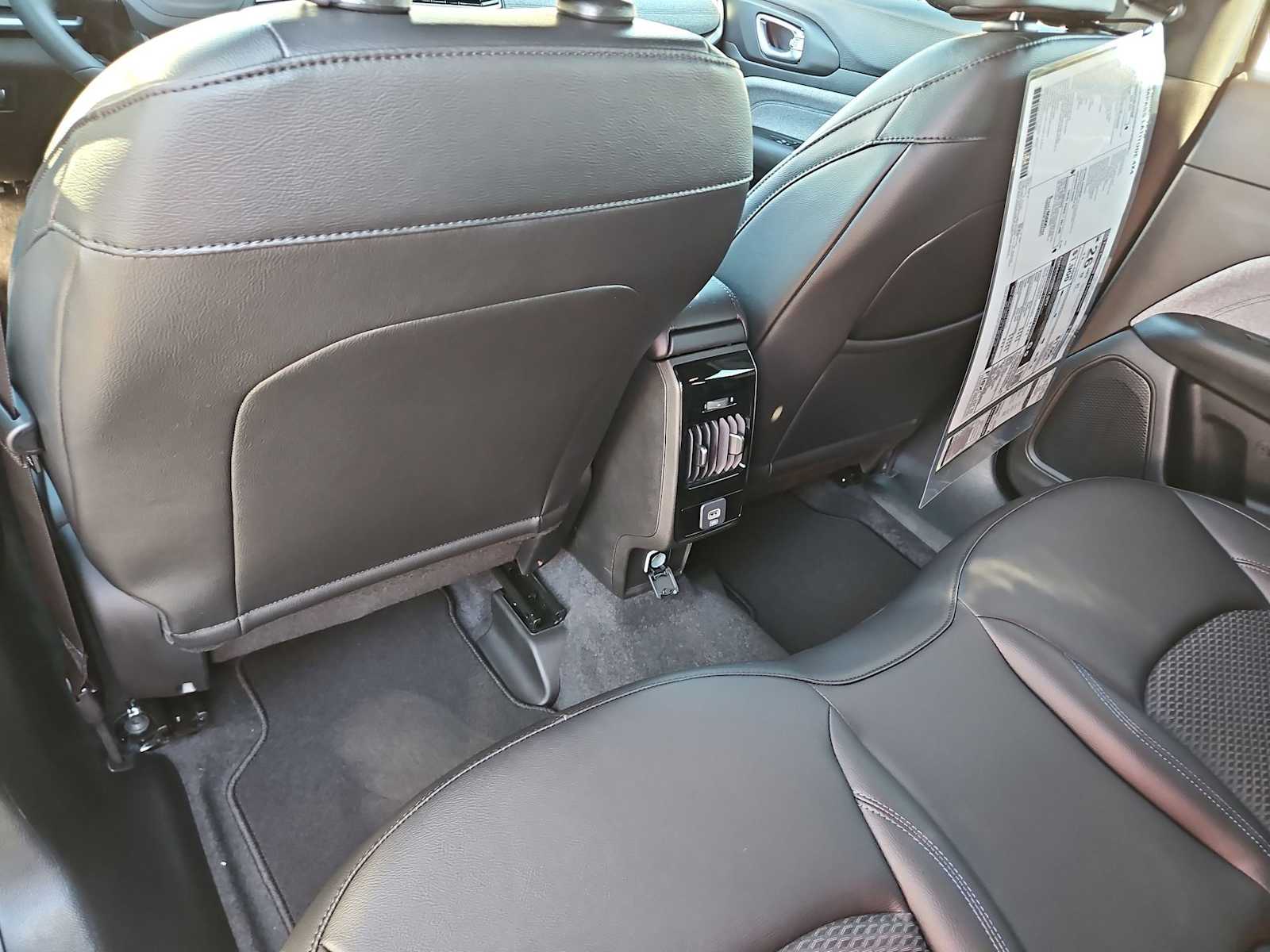 Thumbnail: 2026 Jeep Compass - 18