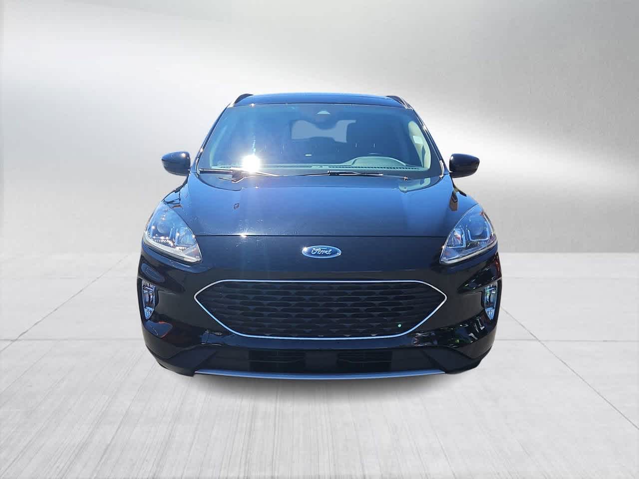 Thumbnail: 2020 Ford Escape - 3