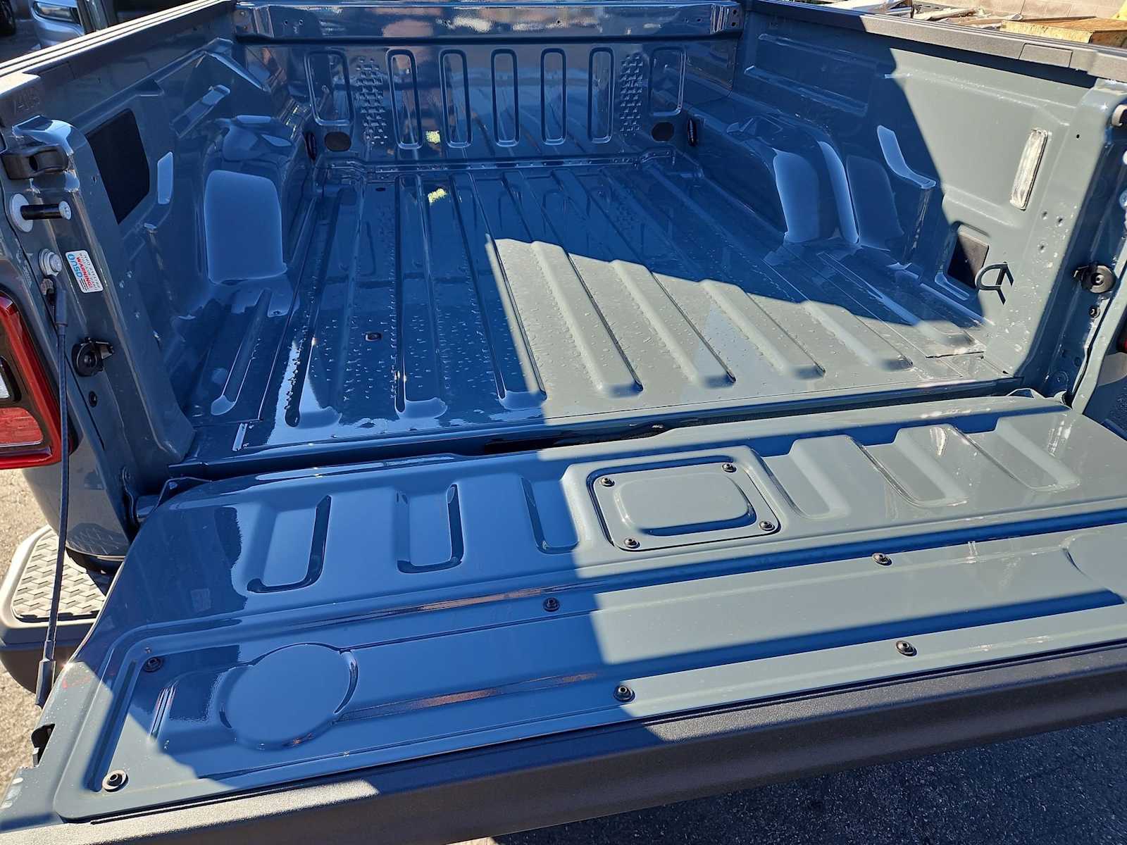 Thumbnail: 2026 Jeep Gladiator - 31