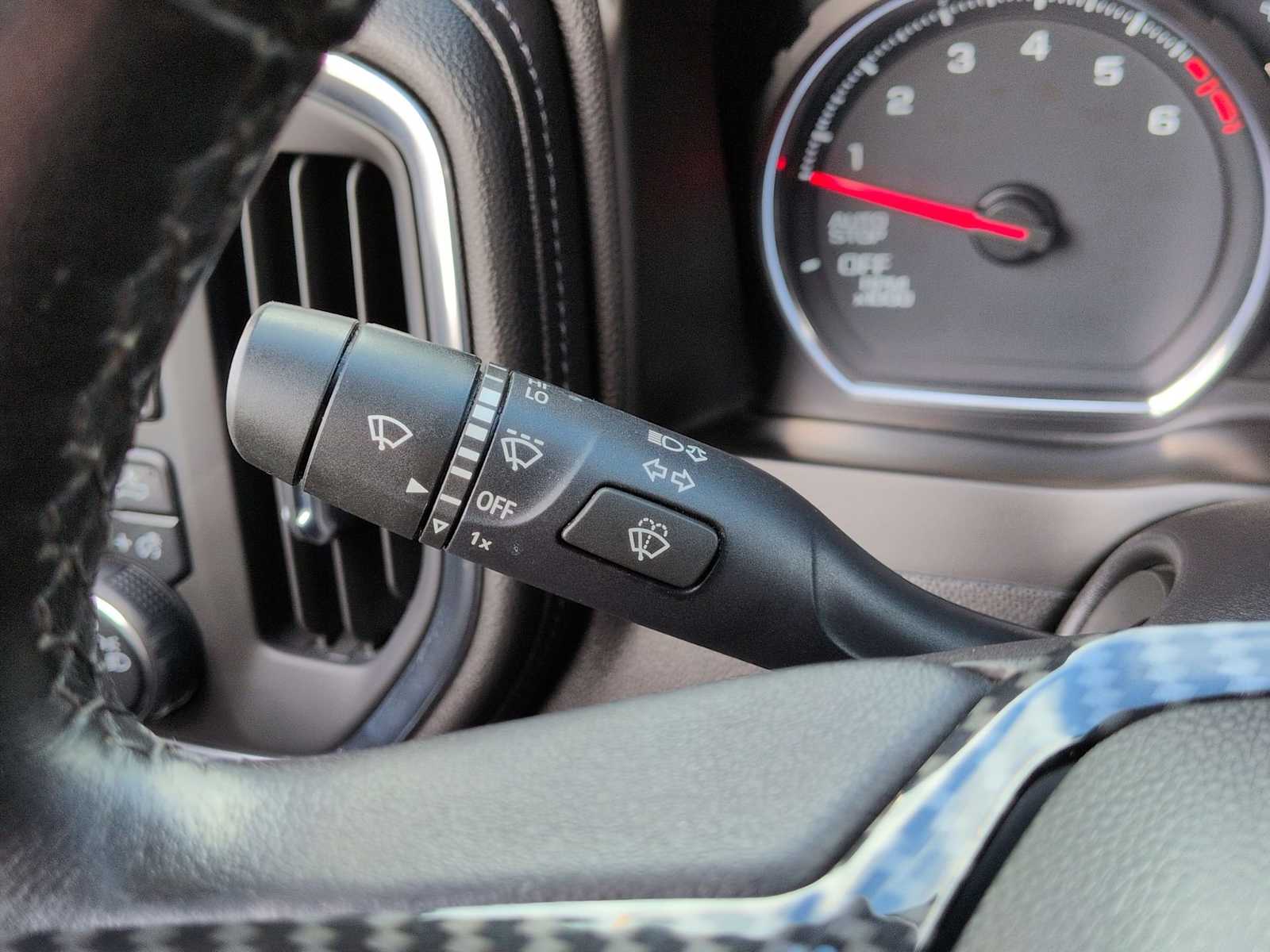 Thumbnail: 2021 Chevrolet Silverado 1500 - 25