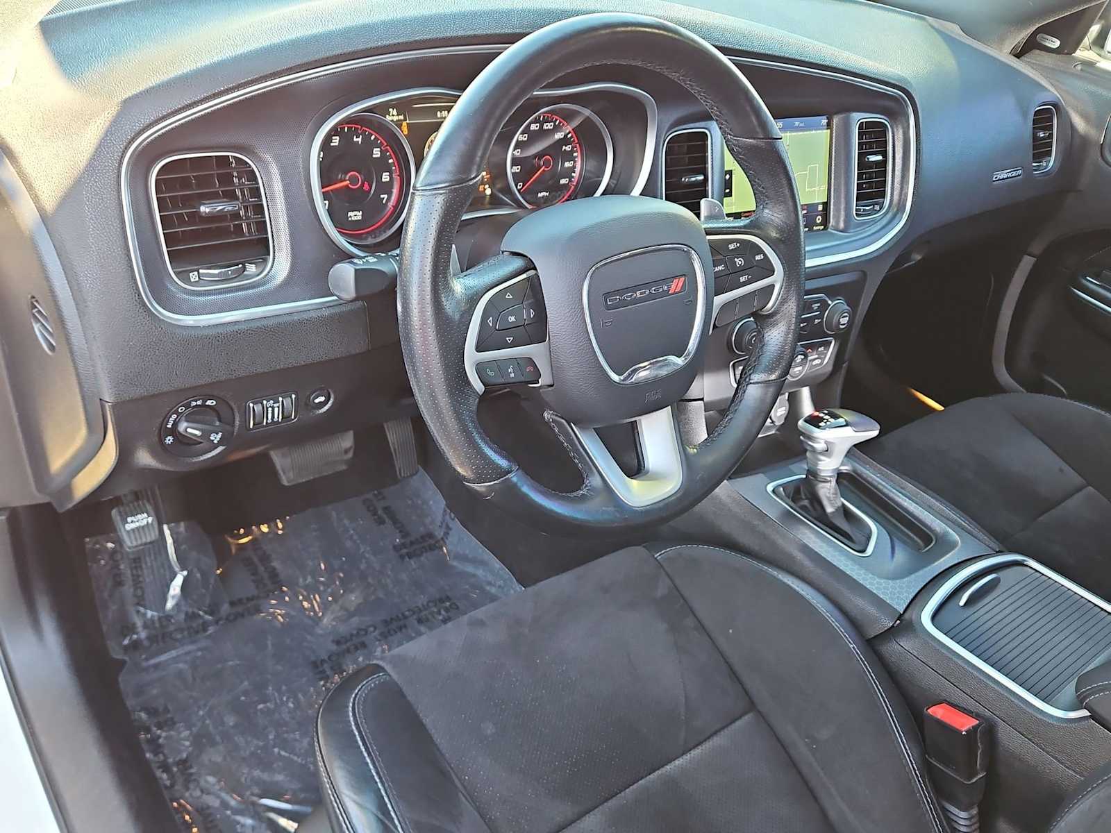 Thumbnail: 2017 Dodge Charger - 10