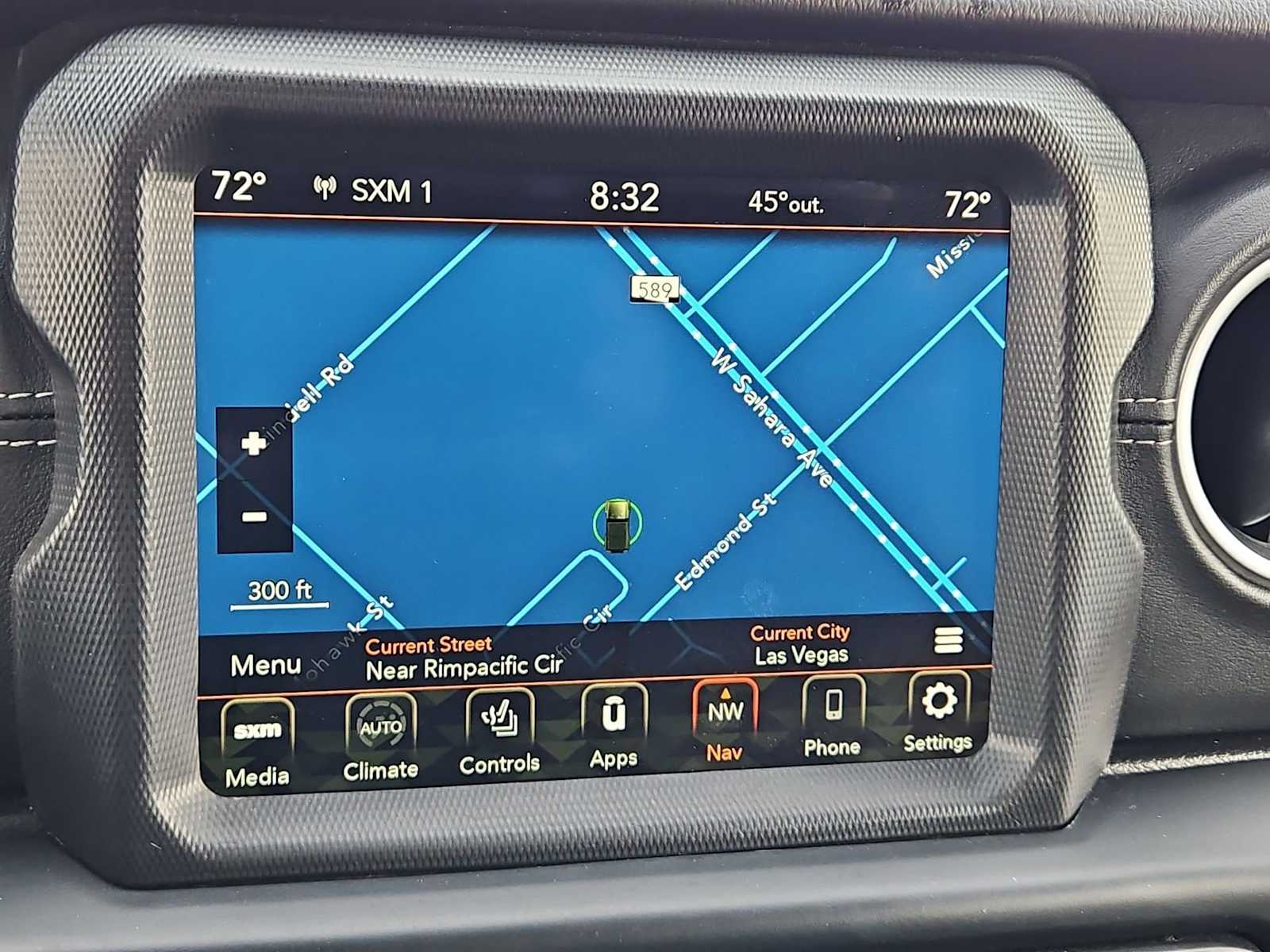 Thumbnail: 2021 Jeep Wrangler - 27