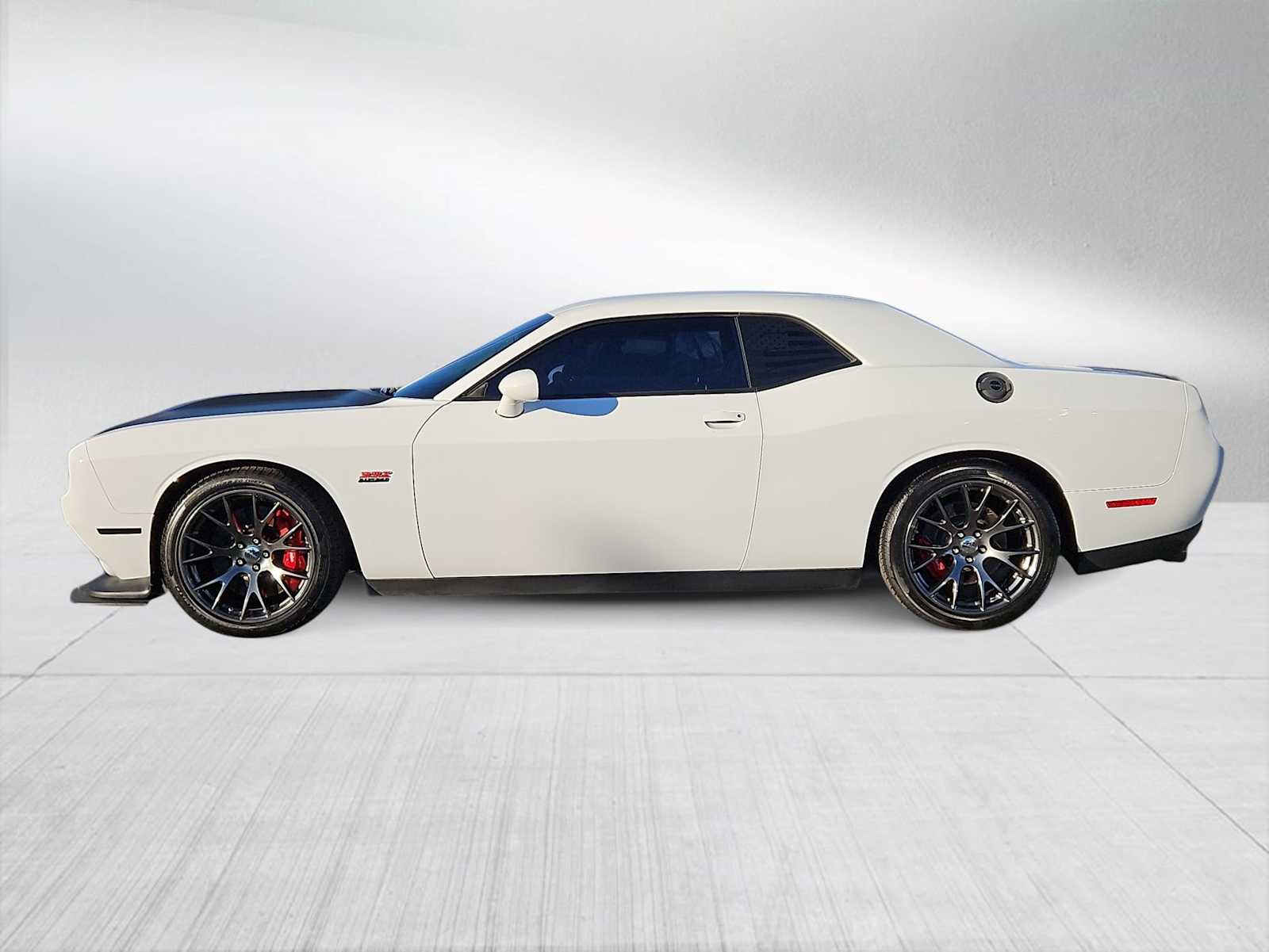 Thumbnail: 2016 Dodge Challenger - 5