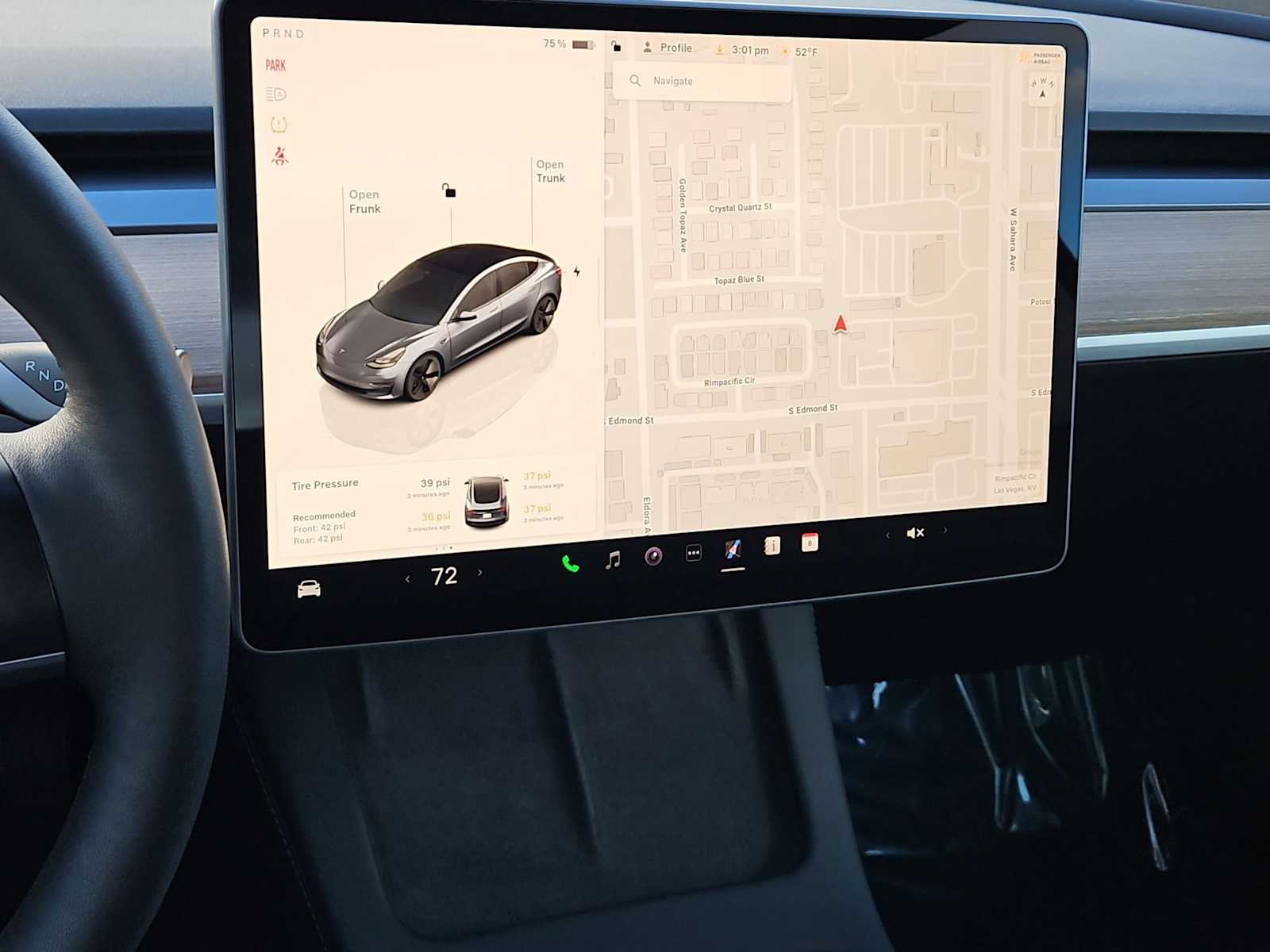 Thumbnail: 2023 Tesla Model 3 - 27