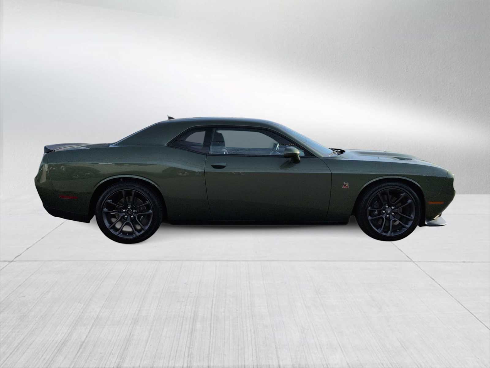 Thumbnail: 2022 Dodge Challenger - 9