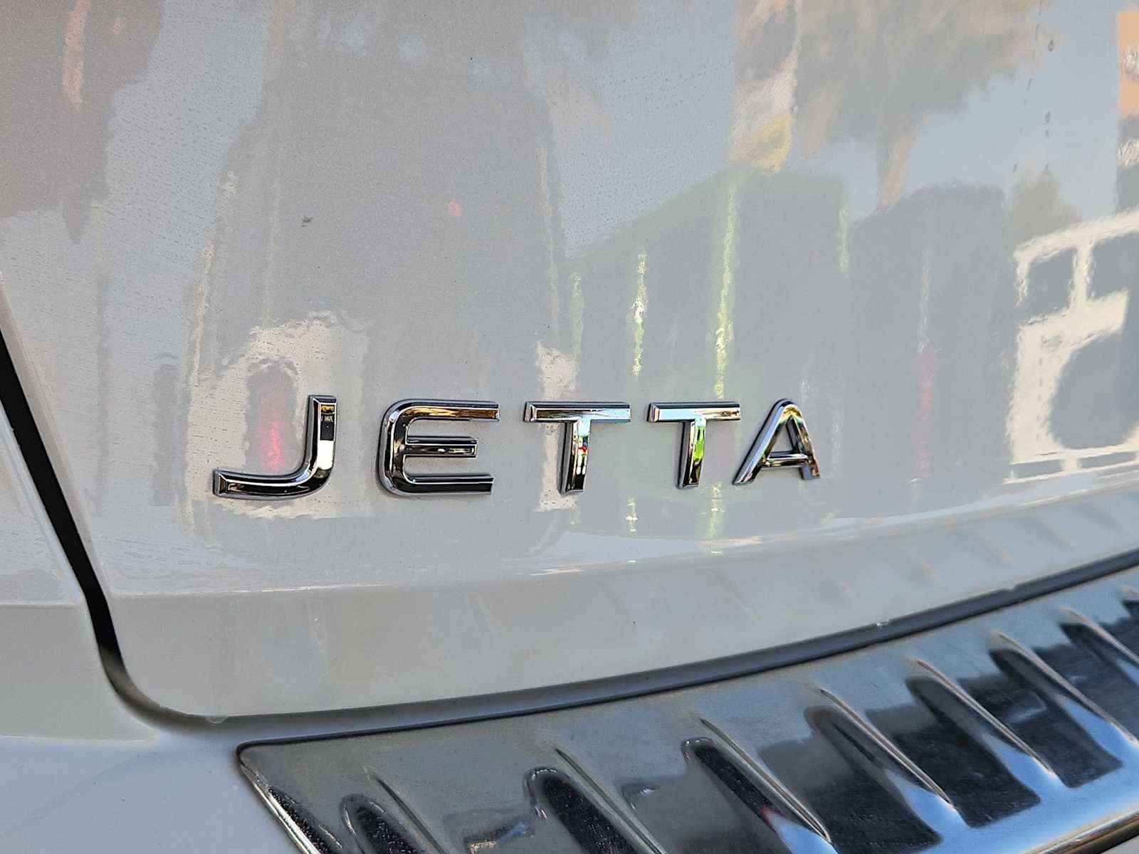 Thumbnail: 2023 Volkswagen Jetta - 12