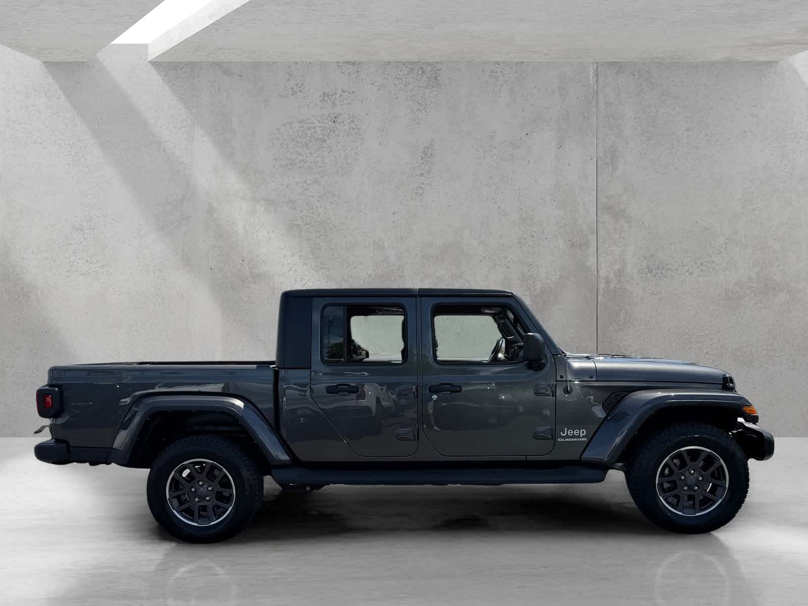 Thumbnail: 2022 Jeep Gladiator - 6