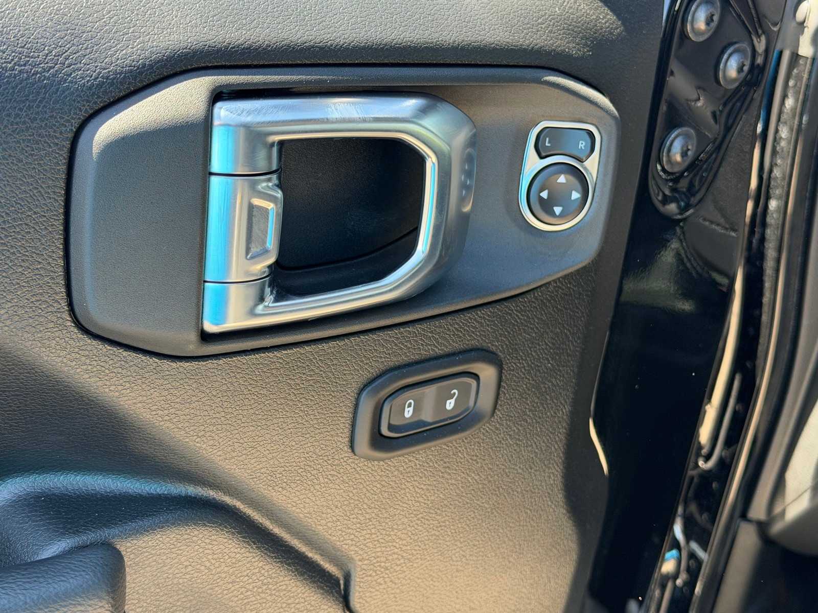 Thumbnail: 2026 Jeep Wrangler - 10
