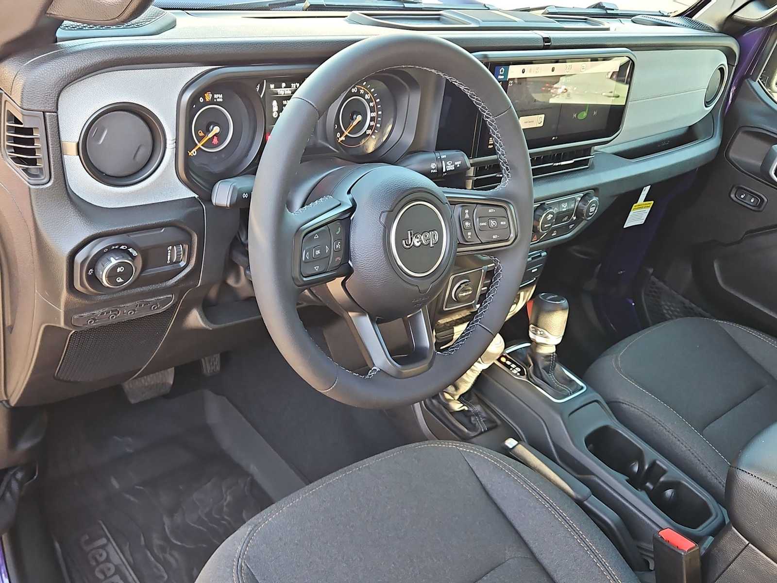 Thumbnail: 2026 Jeep Gladiator - 10