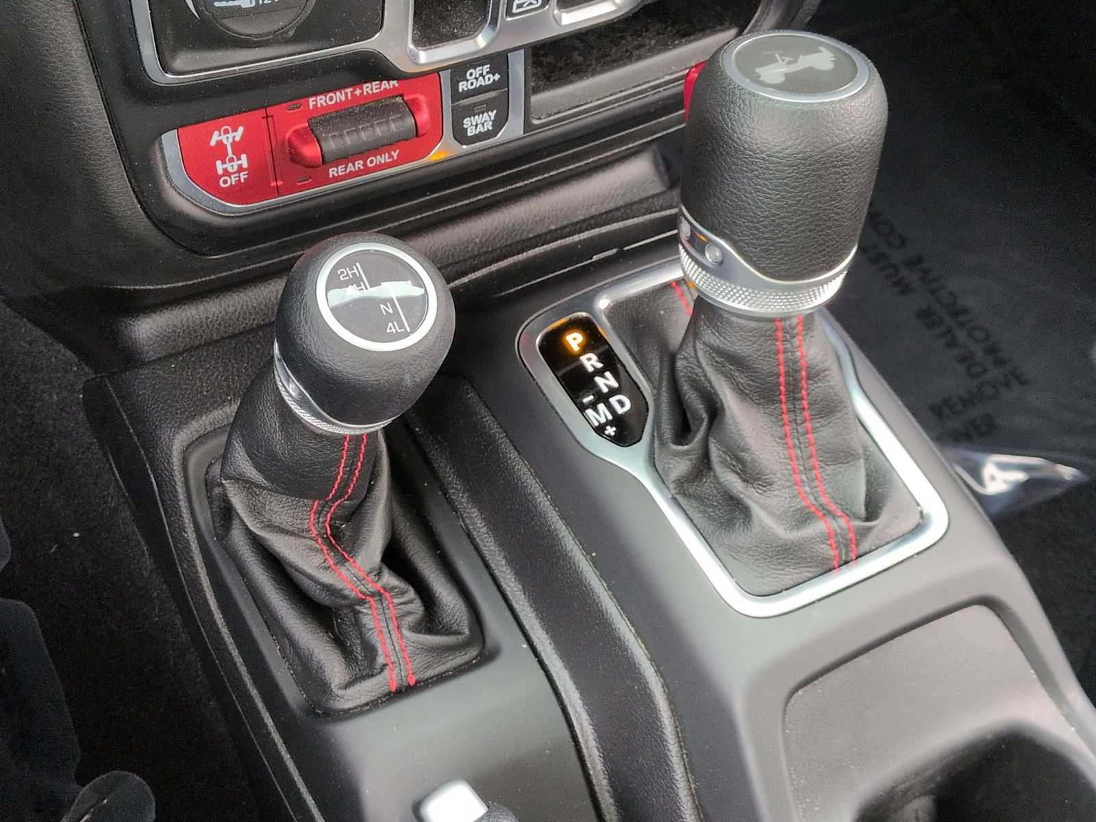 Thumbnail: 2021 Jeep Wrangler - 32