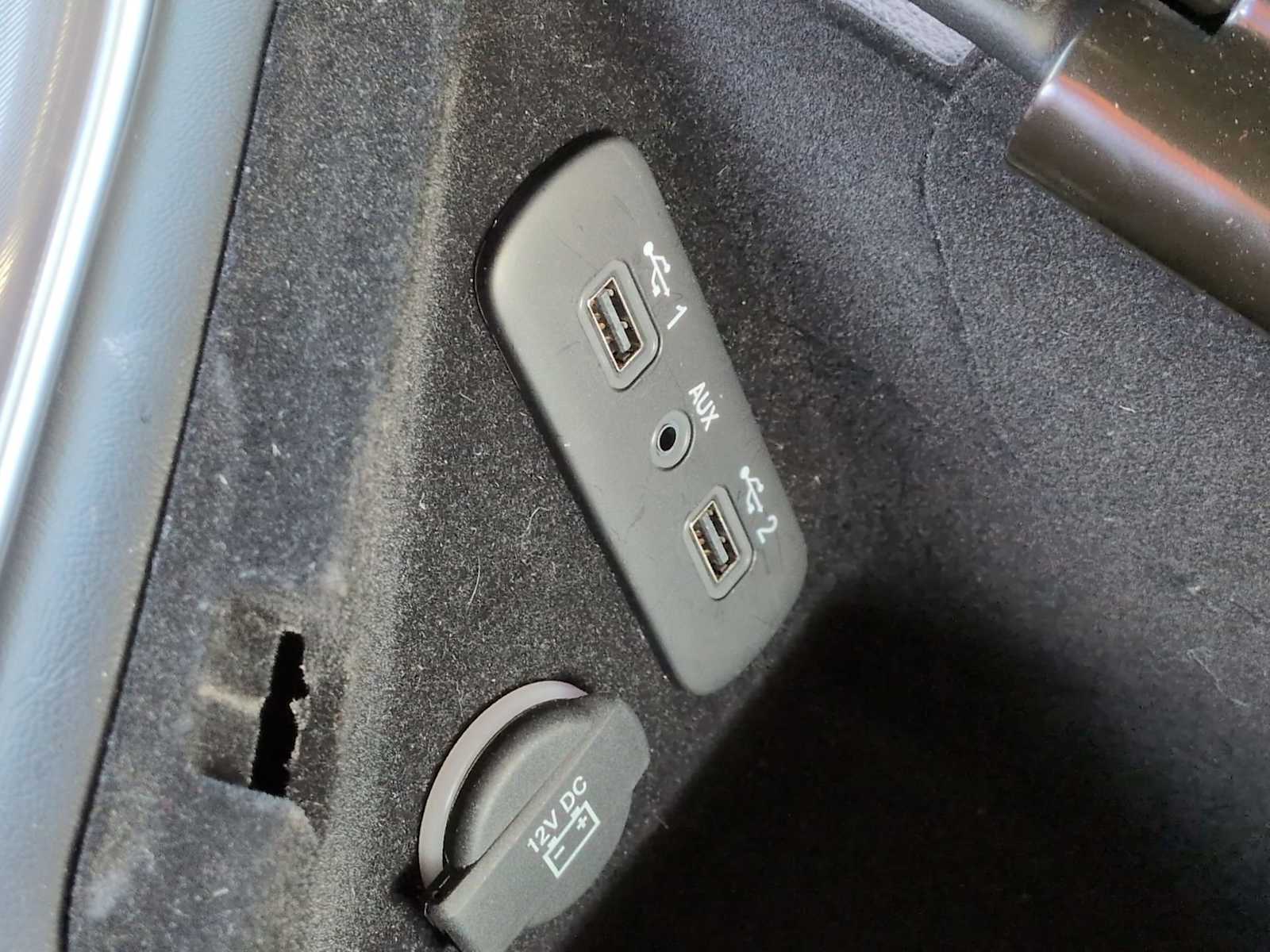 Thumbnail: 2022 Dodge Challenger - 31