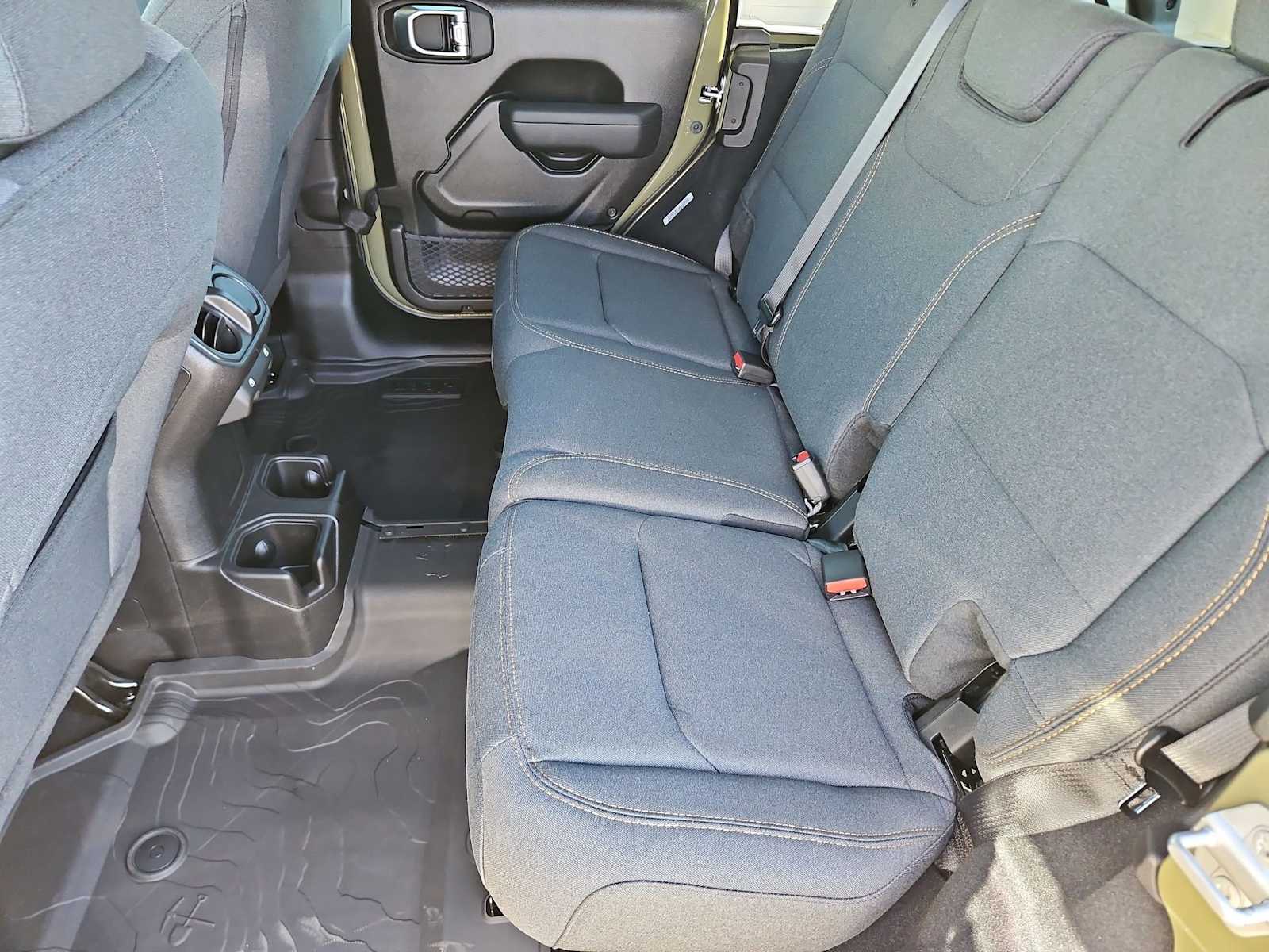 Thumbnail: 2026 Jeep Wrangler - 18