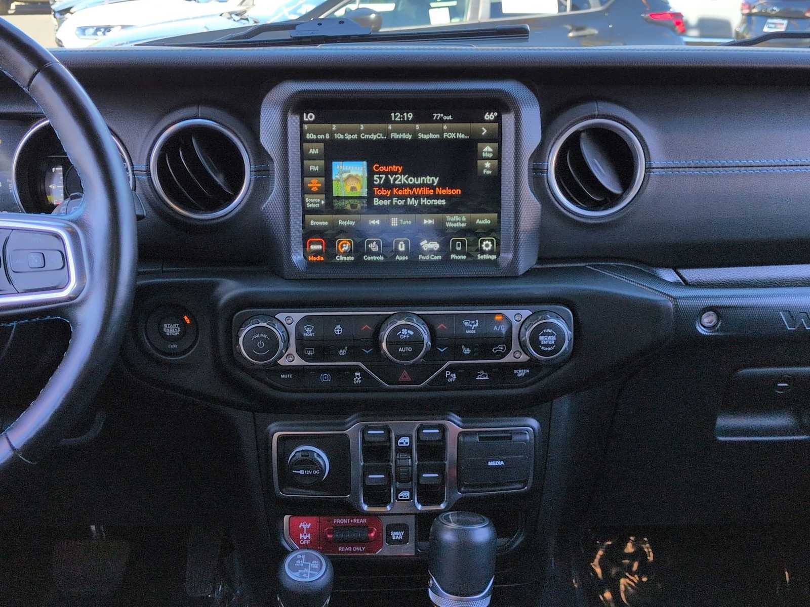 Thumbnail: 2021 Jeep Wrangler - 43