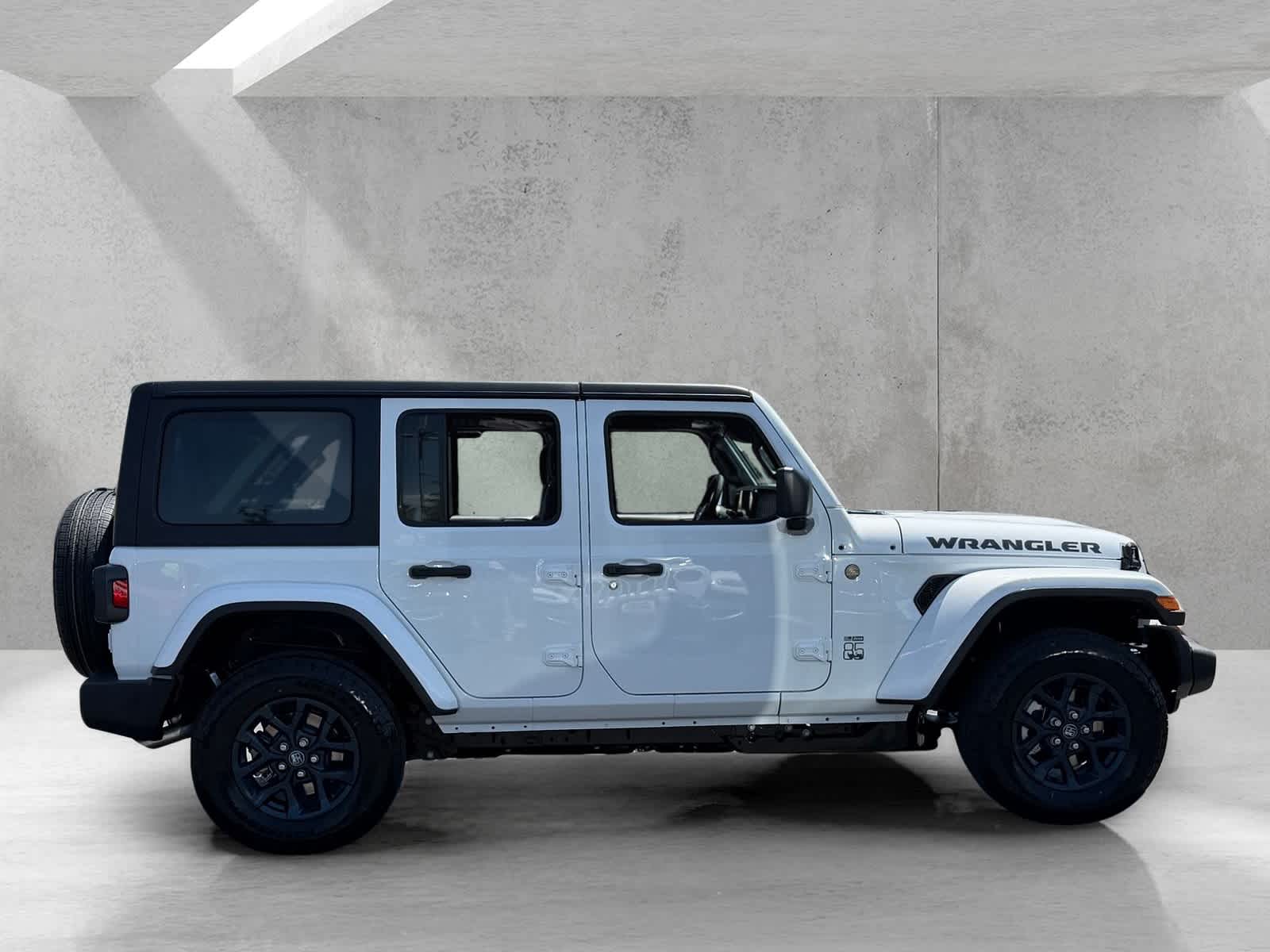 Thumbnail: 2026 Jeep Wrangler - 6