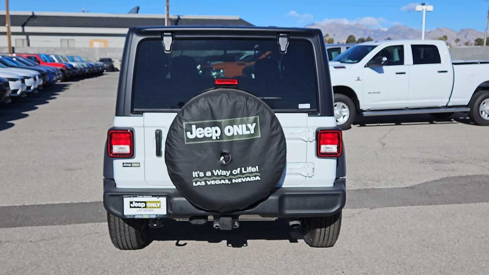 Thumbnail: 2023 Jeep Wrangler - 13