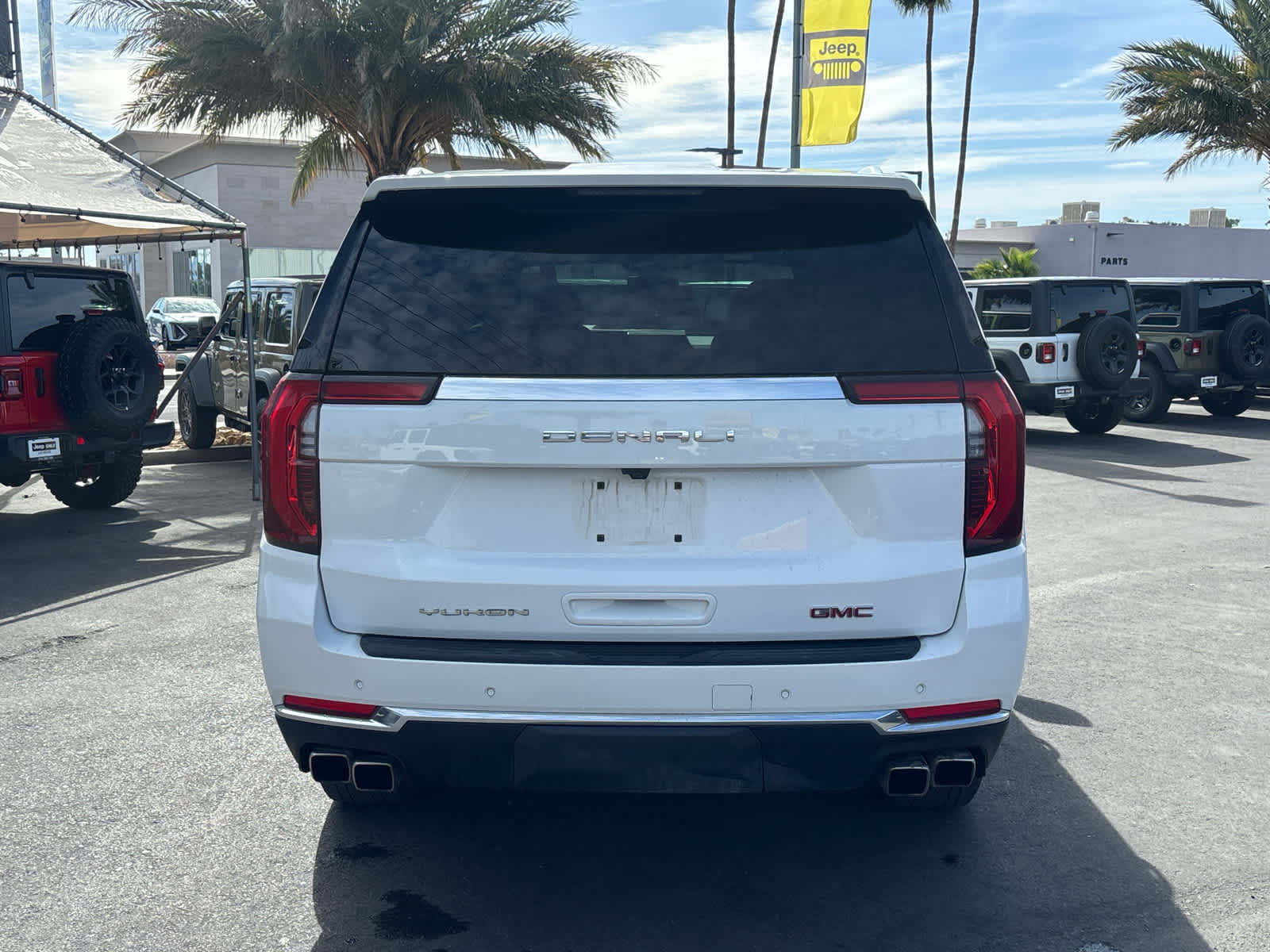 Thumbnail: 2025 GMC Yukon XL - 6