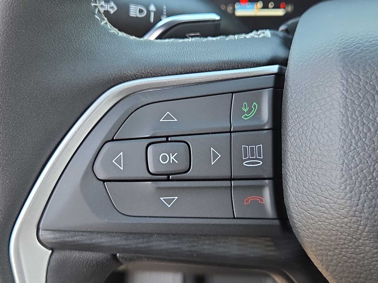 Thumbnail: 2025 Jeep Grand Cherokee - 24