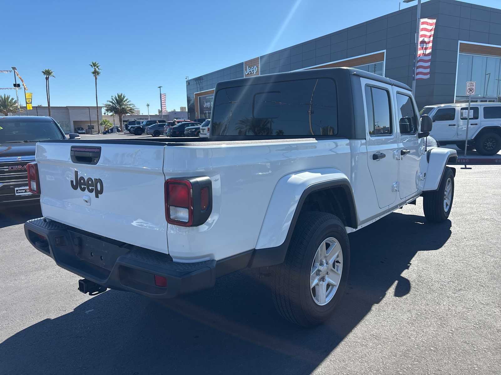 Thumbnail: 2022 Jeep Gladiator - 5