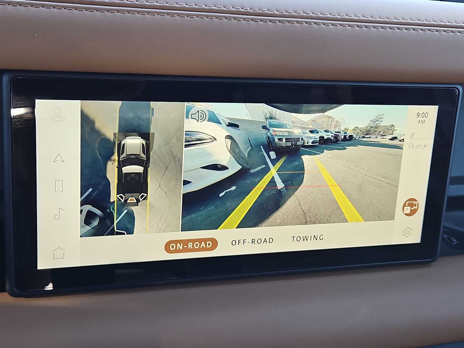 Thumbnail: 2023 Land Rover Defender - 30