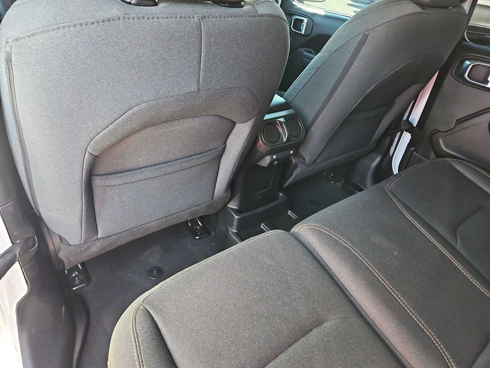 Thumbnail: 2024 Jeep Wrangler - 17