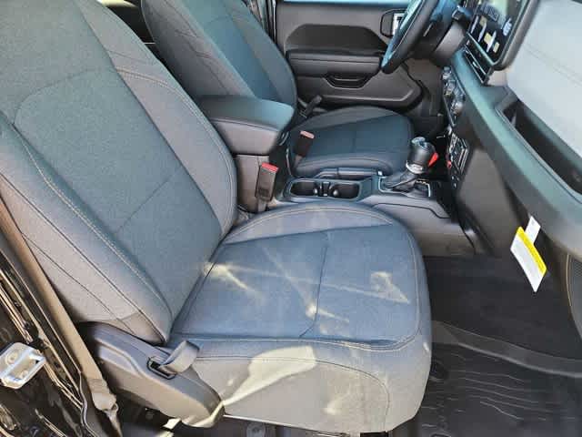 2026 Jeep Wrangler 4-Door Willys - Photo 20