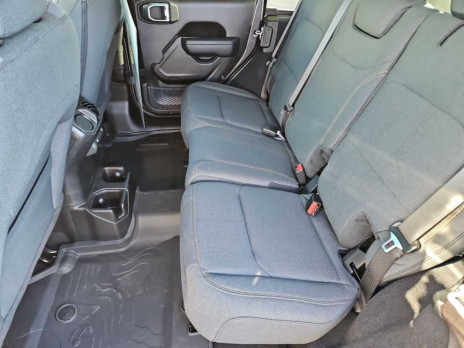 Thumbnail: 2026 Jeep Wrangler - 18