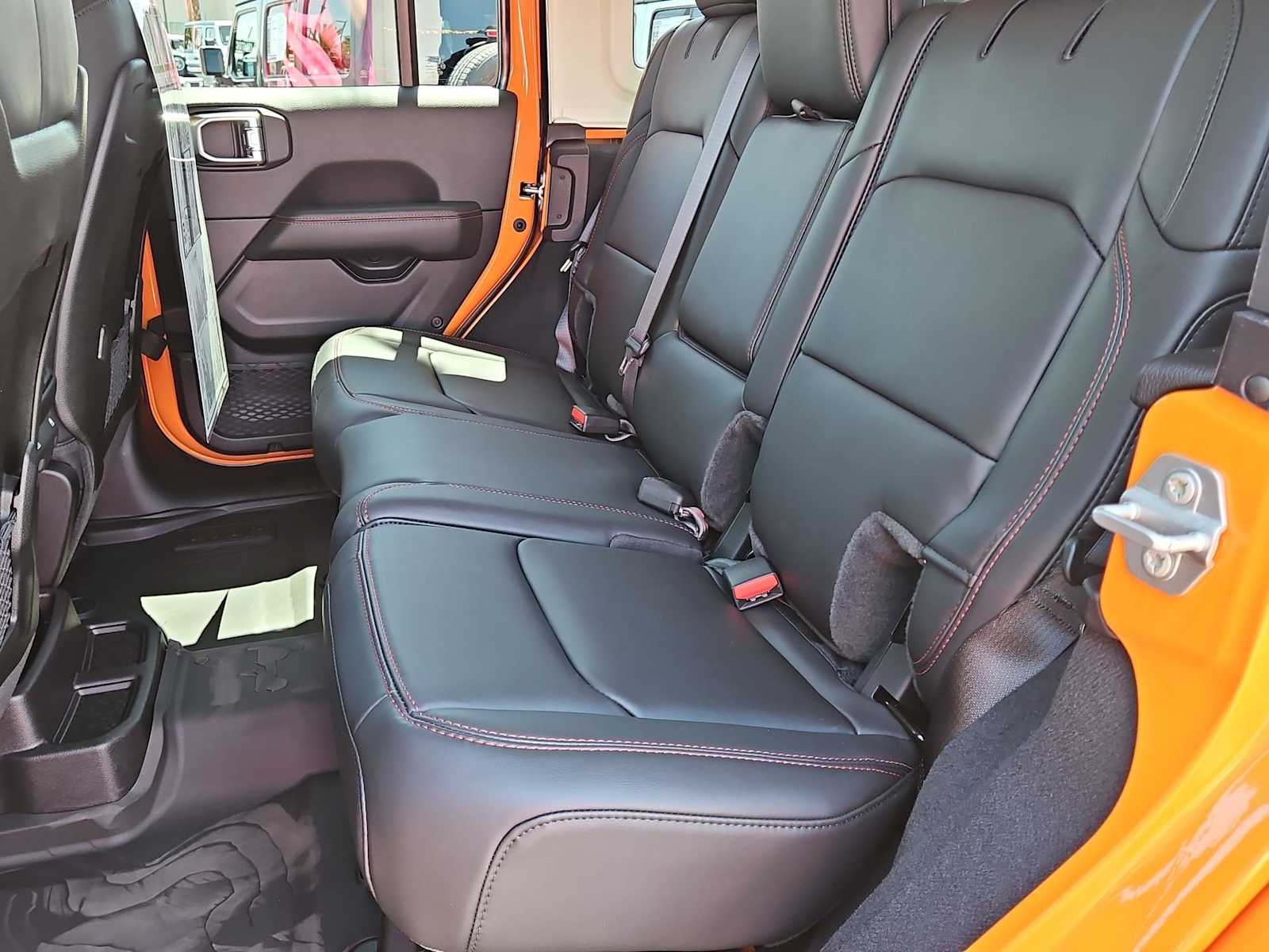 Thumbnail: 2025 Jeep Wrangler - 17