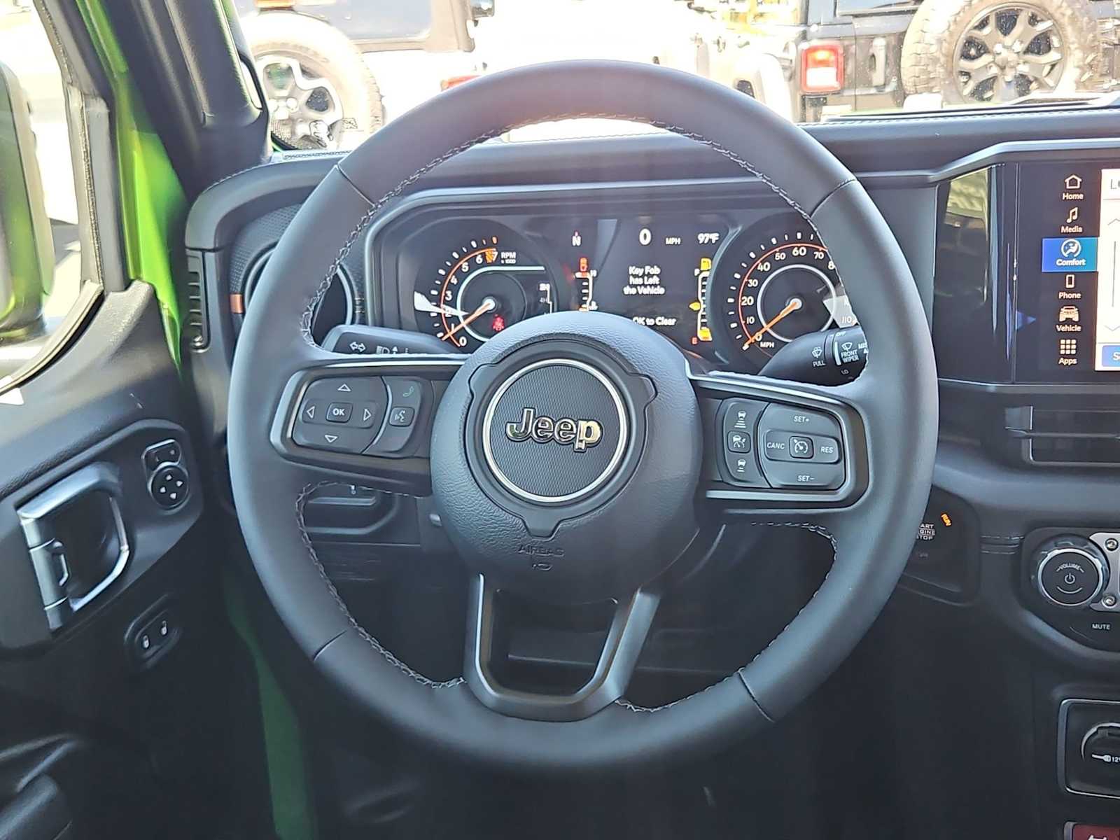 Thumbnail: 2025 Jeep Gladiator - 22