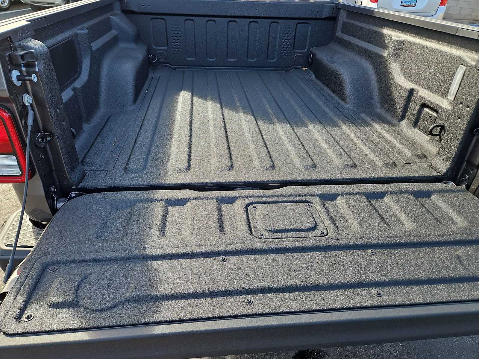 Thumbnail: 2026 Jeep Gladiator - 31